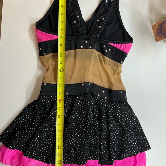 “Show off” vibrant Jazz costume with Swarovski rhinestones - Picture 7 of 7